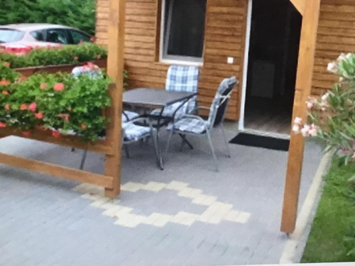 Dravecz Apartman Балатонлеле Екстериор снимка